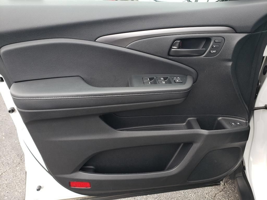 Used 2023 Honda Passport EX-L image 19