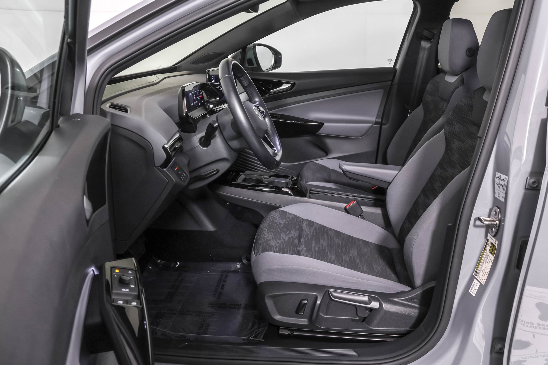 Used 2022 Volkswagen ID.4 Pro image 7