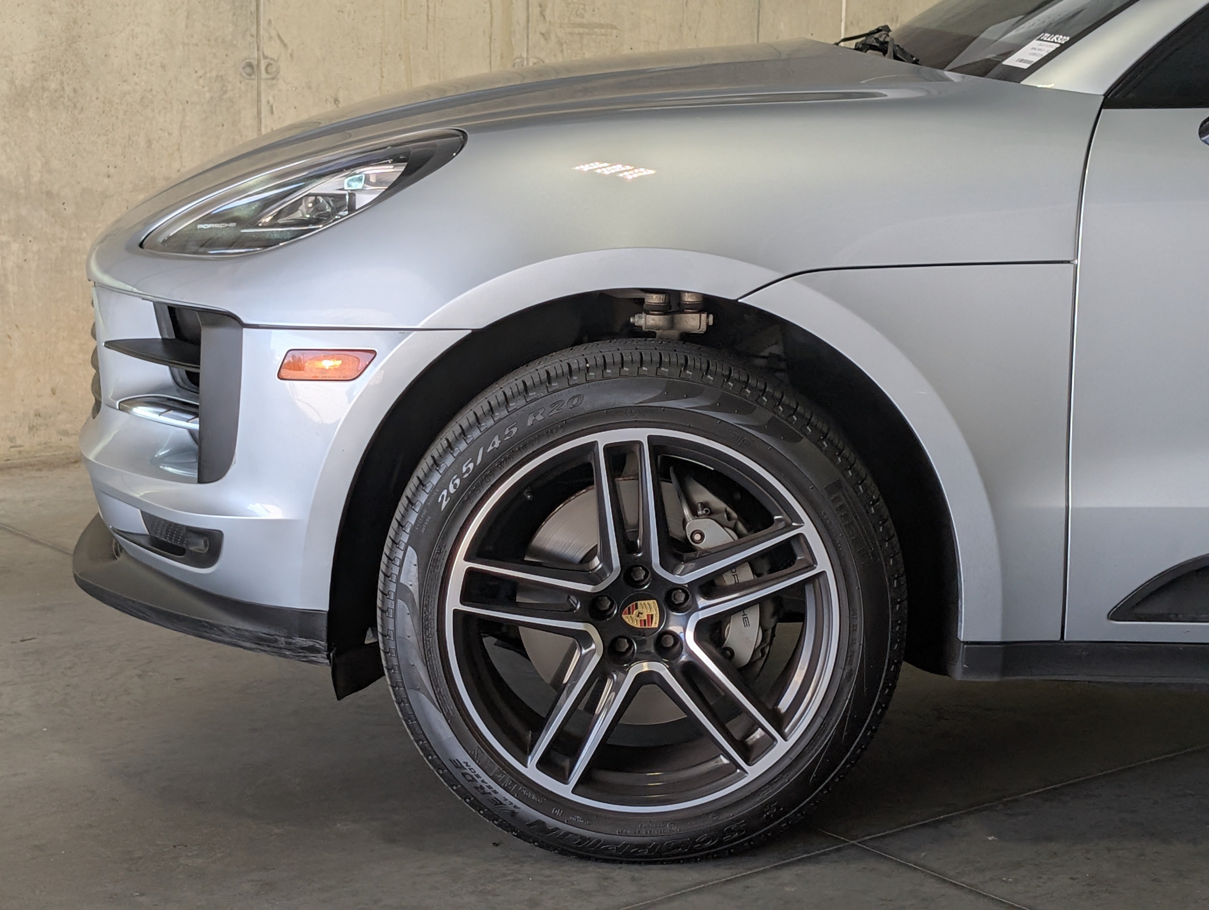 Certified 2020 Porsche Macan S AWD/4WD image 17