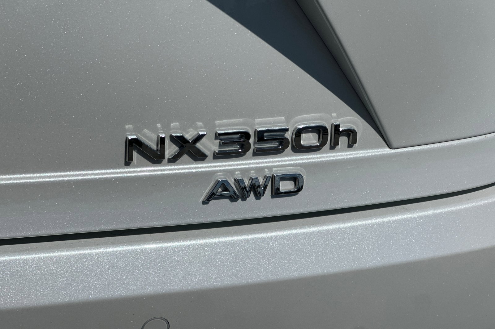 Used 2025 Lexus NX 350h AWD w/ Cold Area Package image 26