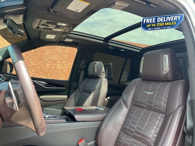 Used 2023 Cadillac Escalade V AWD/4WD image 36