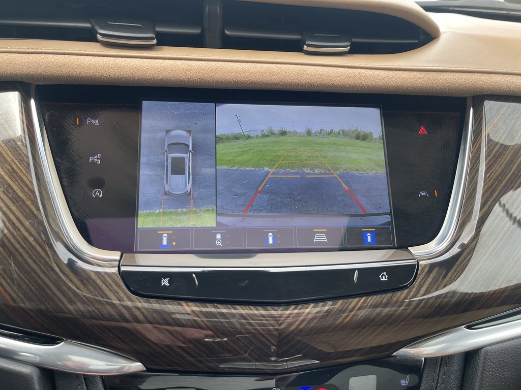 Certified 2025 Cadillac XT6 Sport w/ Platinum Package AWD/4WD image 15