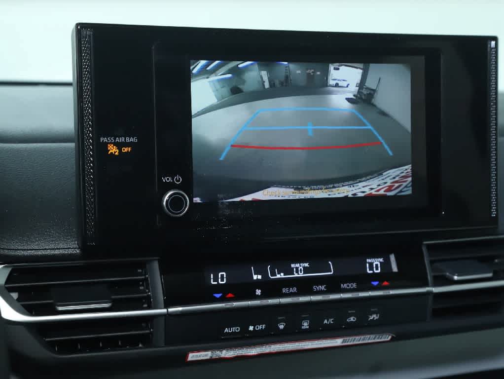 Certified 2026 Toyota Sienna LE AWD/4WD image 26