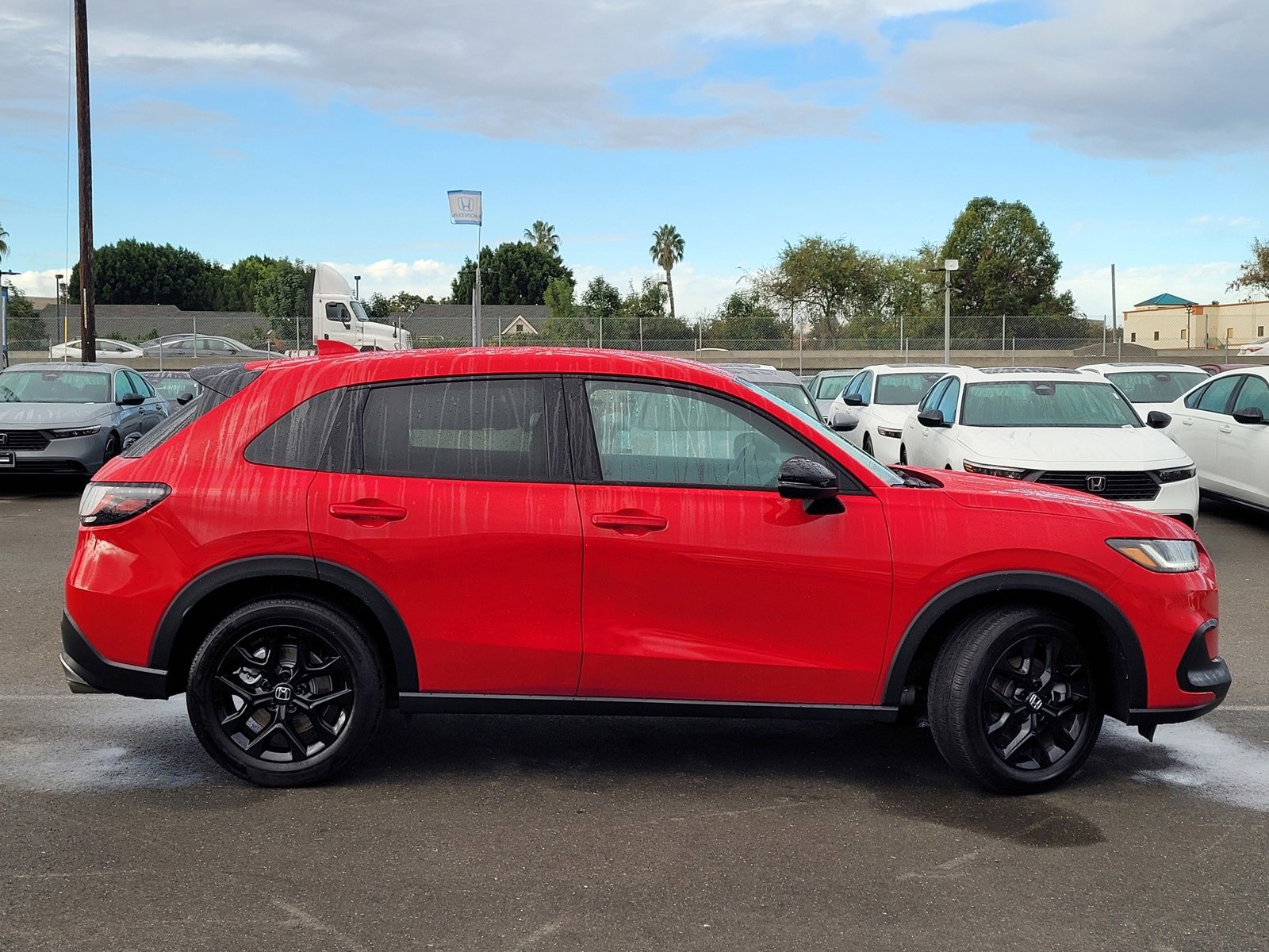 Certified 2023 Honda HR-V Sport image 4