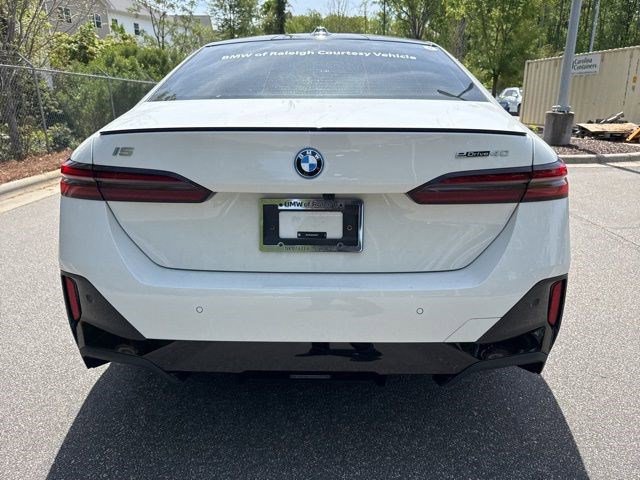 Certified 2025 BMW i5 eDrive40i w/ M Sport Package image 6