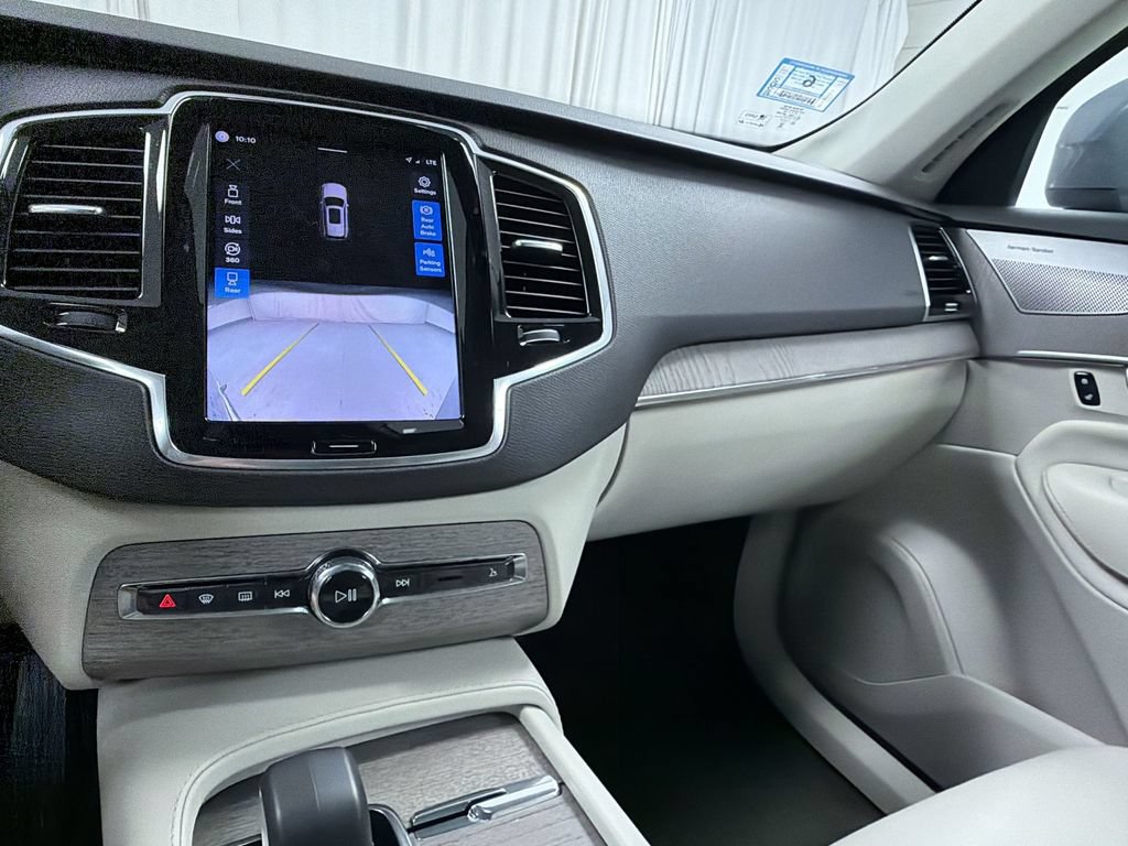 Used 2023 Volvo XC90 B6 Plus w/ Protection Package AWD/4WD image 9