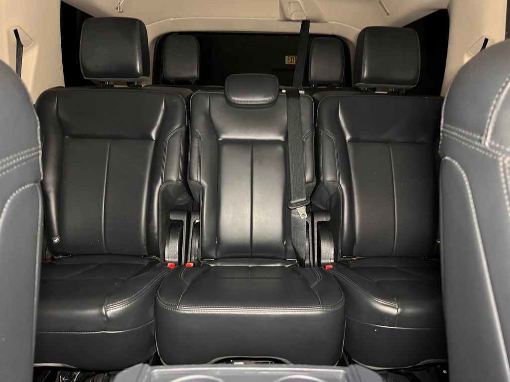 Used 2024 Ford Expedition XLT image 30