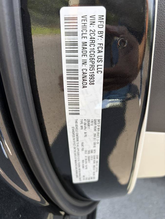 Used 2023 Chrysler Voyager LX FWD image 15