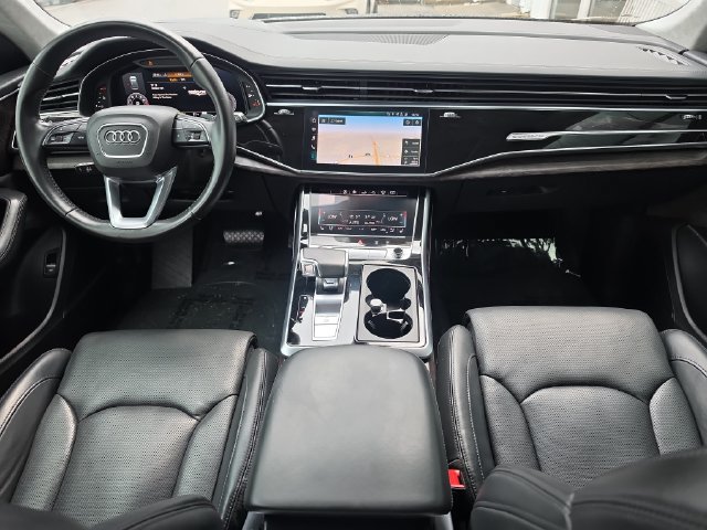 Used 2020 Audi Q8 Prestige AWD/4WD image 12
