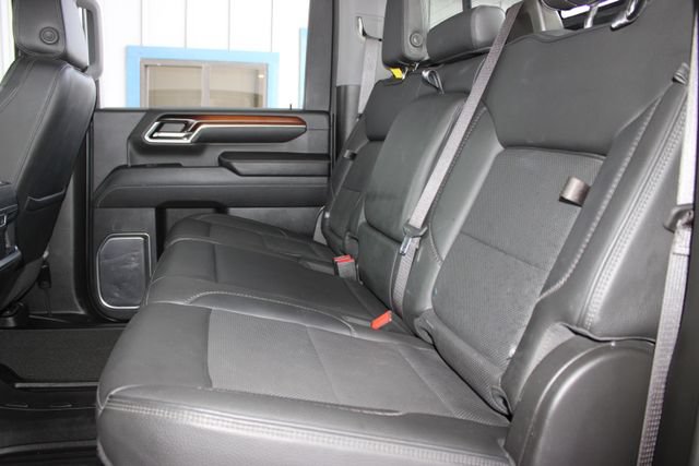 Used 2024 GMC Sierra 3500 Denali w/ Denali Reserve Package AWD/4WD image 29