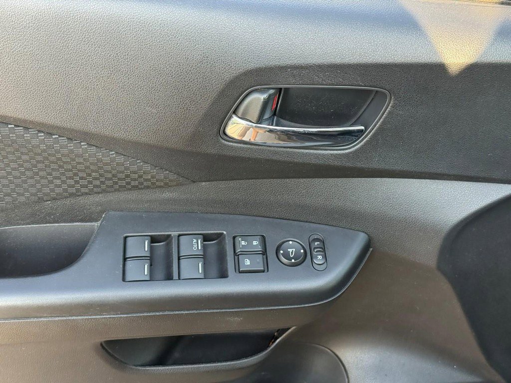 Used 2016 Honda CR-V EX image 16