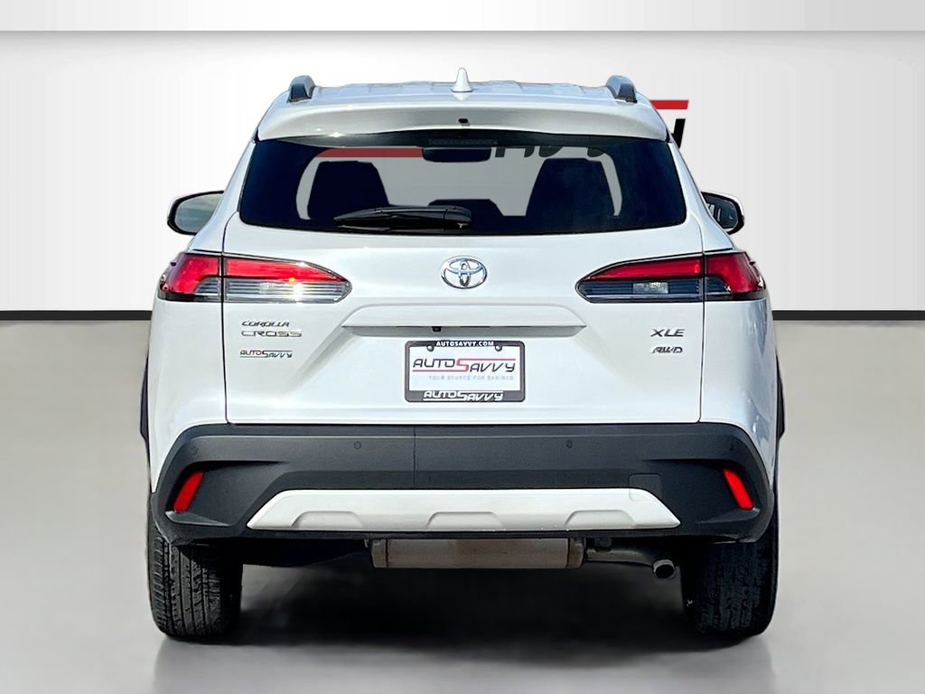 Used 2023 Toyota Corolla Cross XLE w/ Convenience Package AWD/4WD image 6