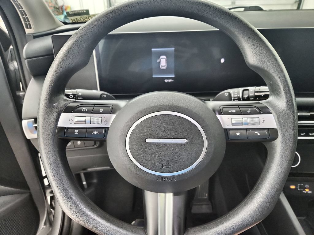 Used 2025 Hyundai Tucson SEL AWD/4WD image 24
