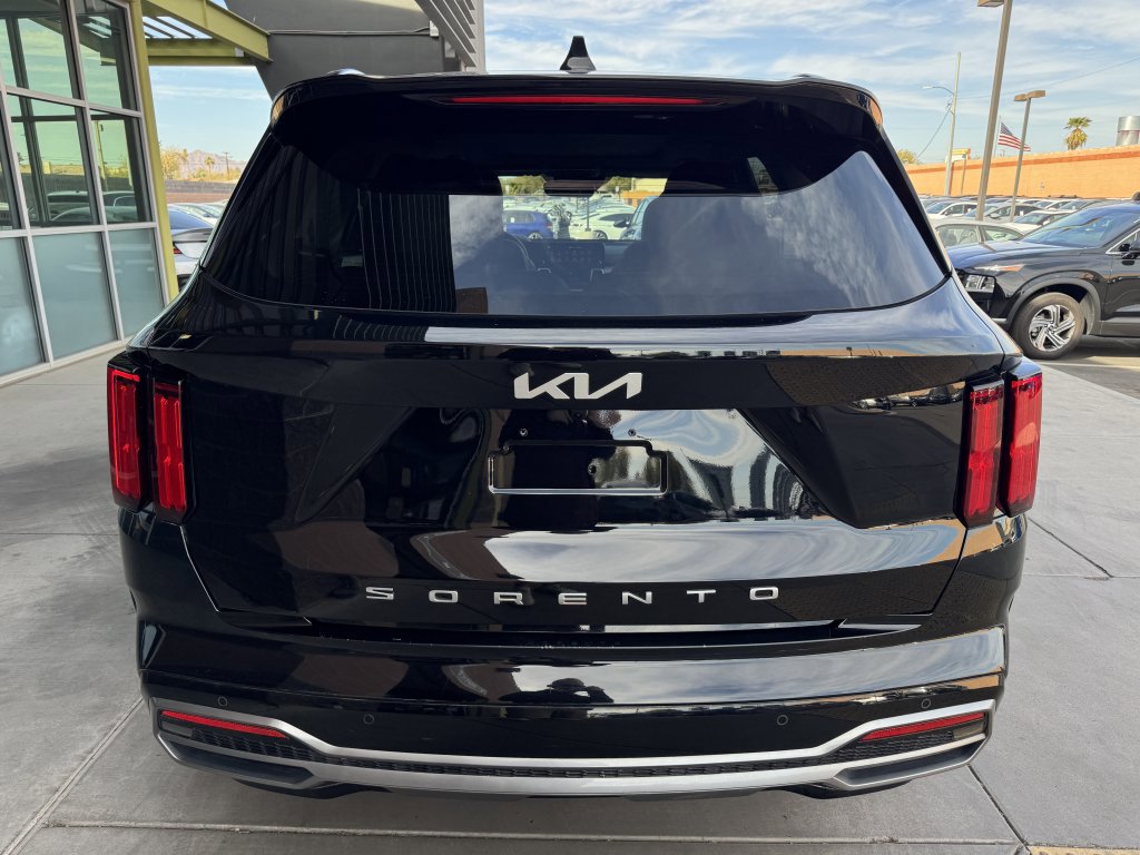 Used 2022 Kia Sorento SX image 13