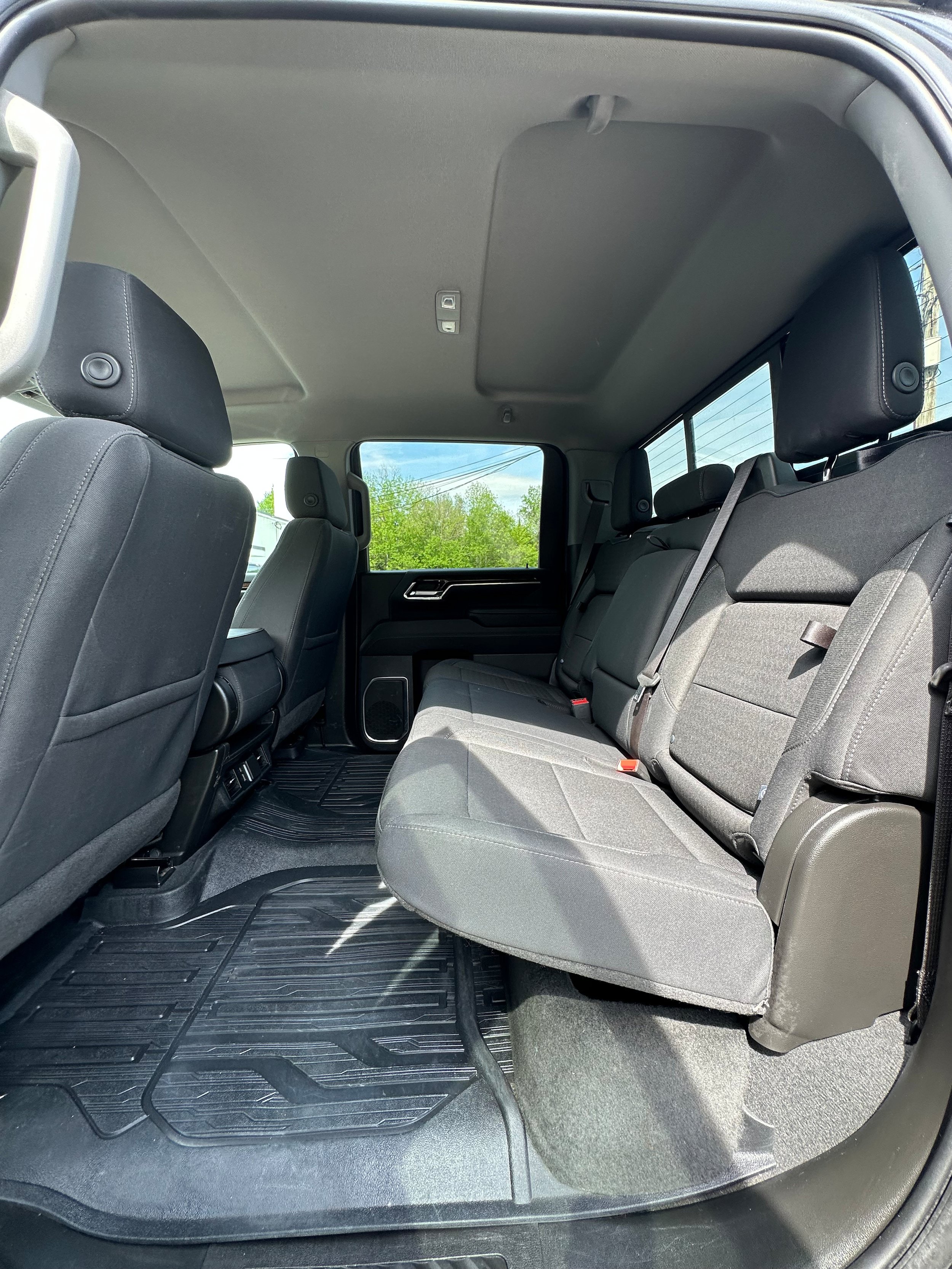 Used 2024 GMC Sierra 2500 SLE w/ SLE Value Package; AWD/4WD image 16
