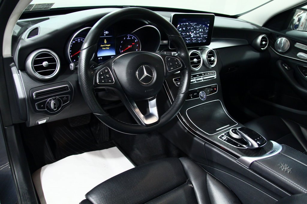 Used 2015 Mercedes-Benz C 300 4MATIC Sedan image 20