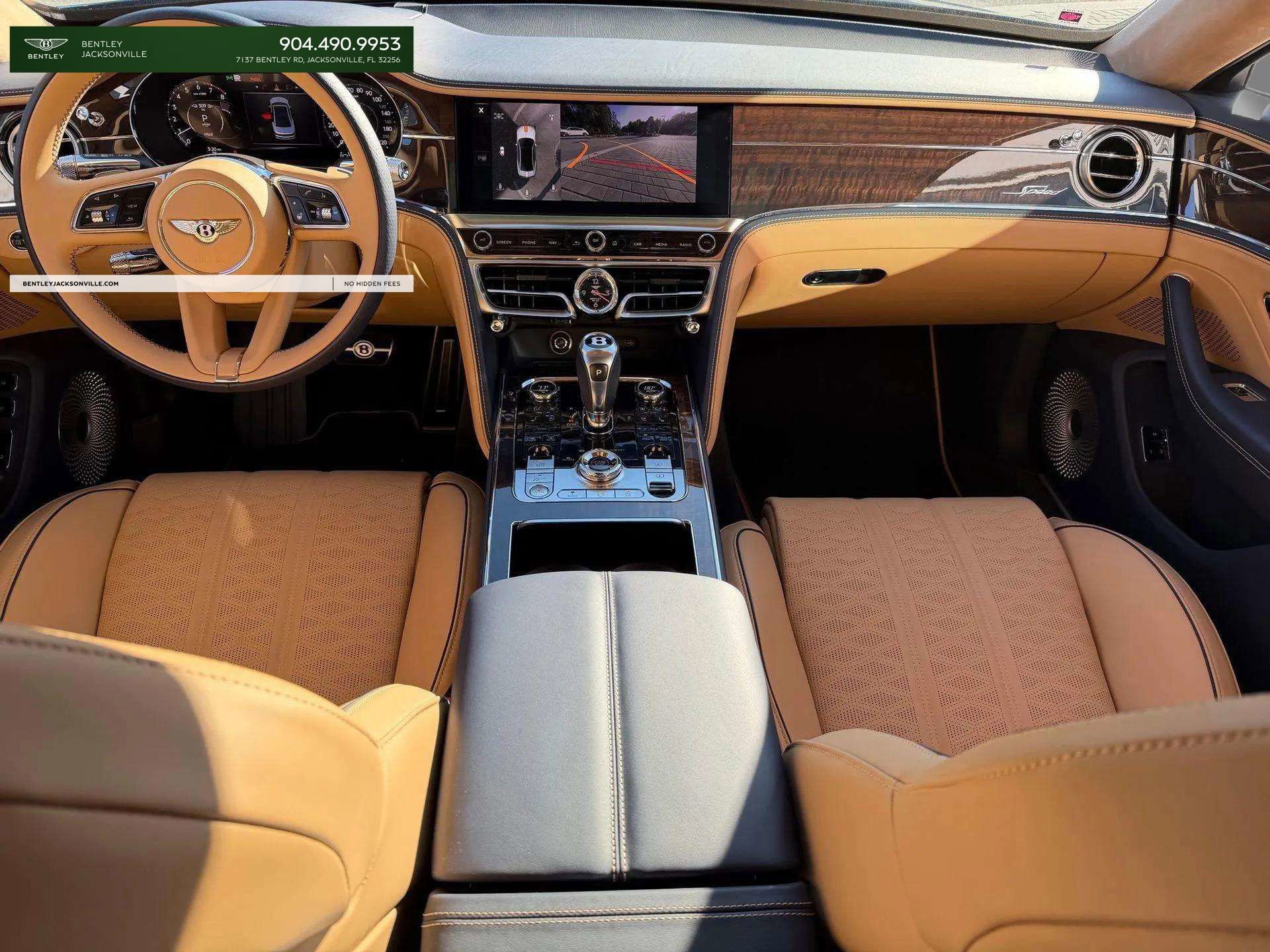 Used 2025 Bentley Flying Spur Plug-In Hybrid image 4
