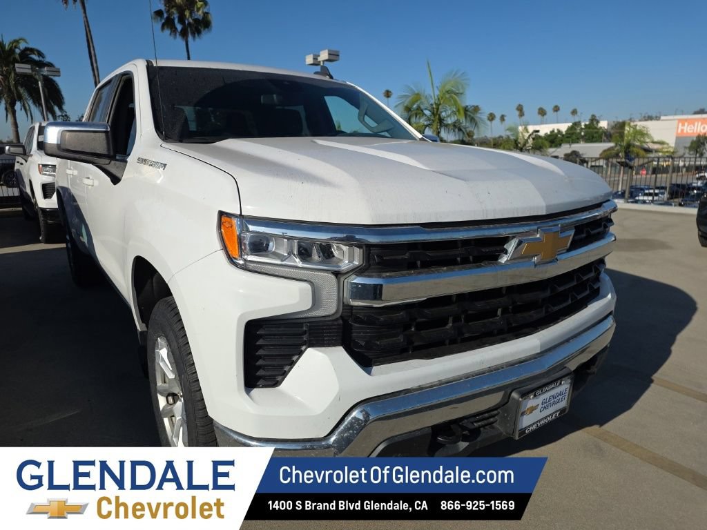 Used 2023 Chevrolet Silverado 1500 LT AWD/4WD image 9