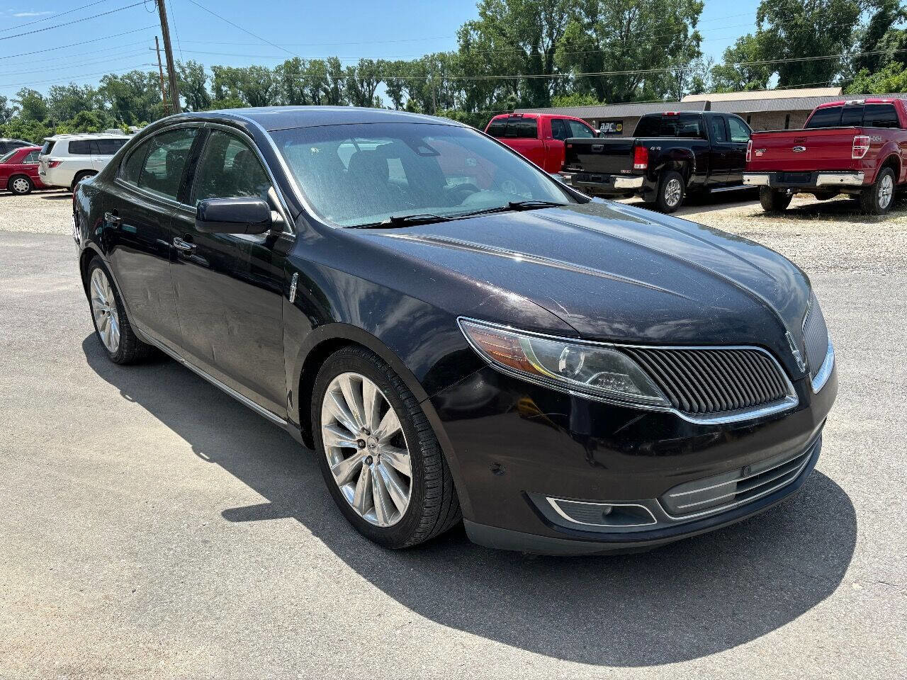 Used 2013 Lincoln MKS AWD image 2