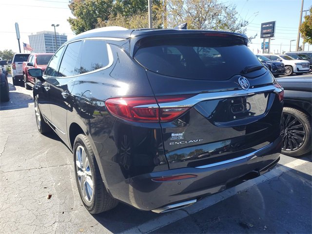 Used 2021 Buick Enclave Essence w/ Sound and Sites Package image 3