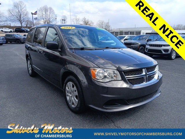Used 2019 Dodge Grand Caravan SE w/ UConnect Hands-Free Group image 7