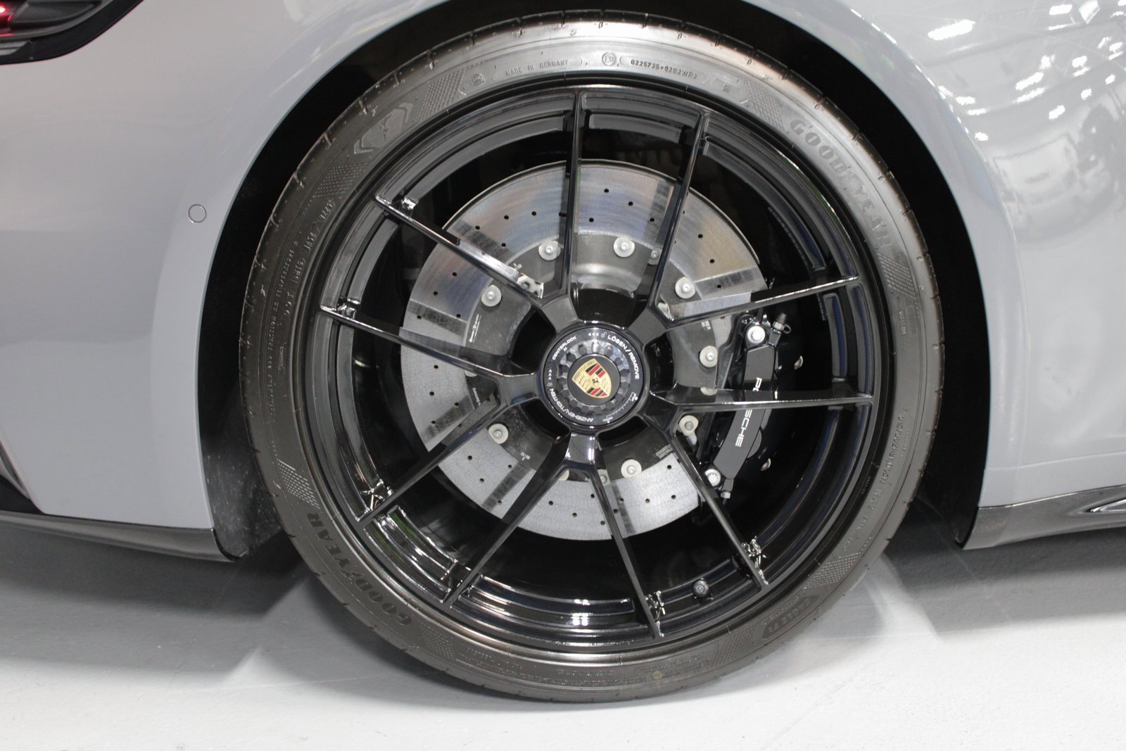 New 2025 Porsche 911 Carrera 4 GTS image 13