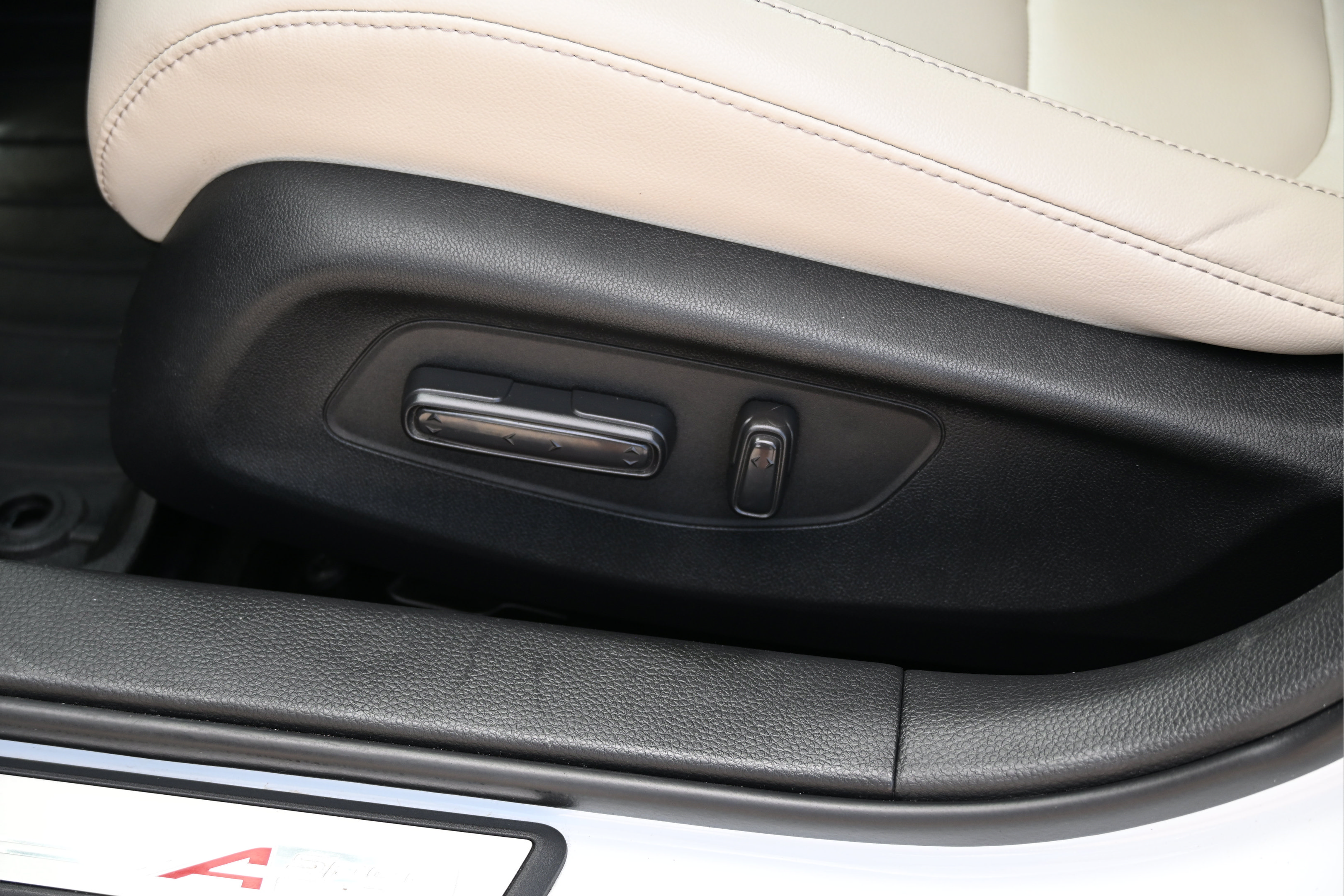 Used 2023 Acura Integra A-Spec FWD image 17