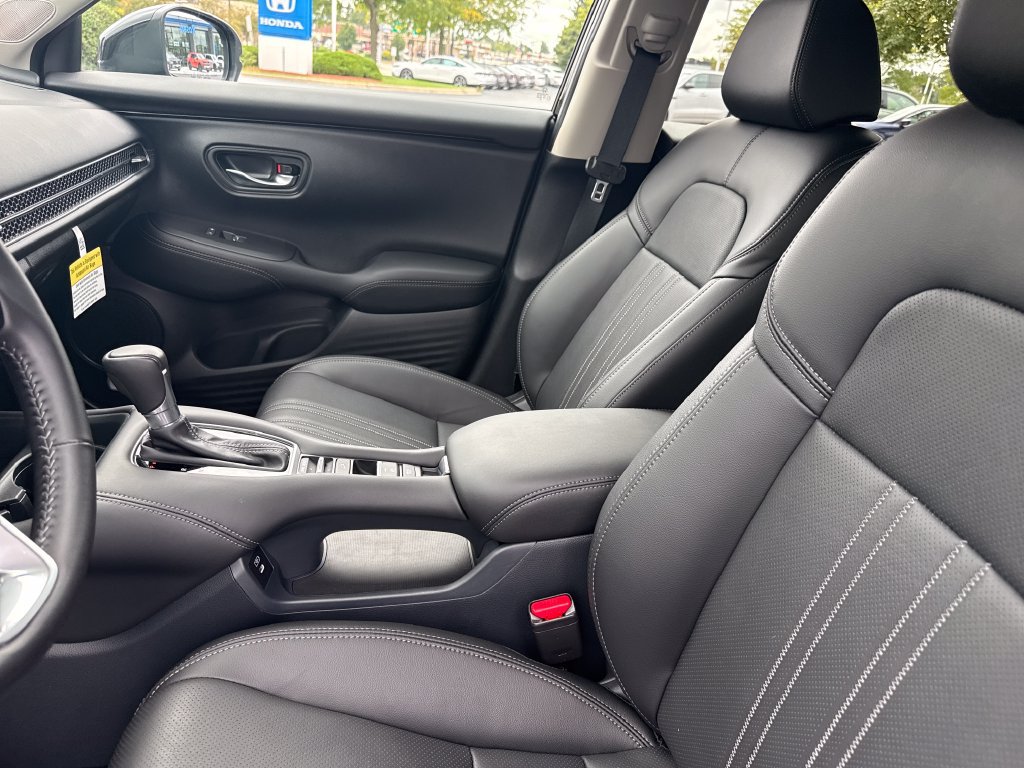 Used 2026 Honda HR-V EX-L image 13