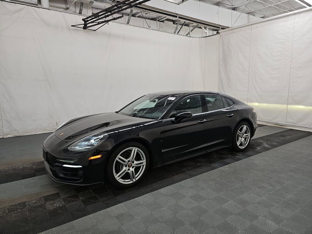 Used 2023 Porsche Panamera 4 image 8