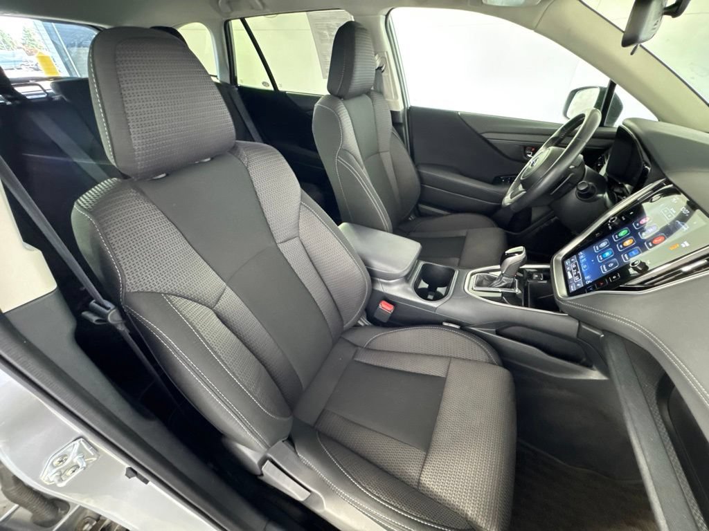 Used 2025 Subaru Outback Premium AWD/4WD image 44