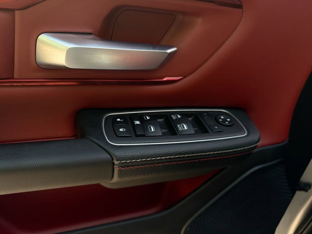 Used 2022 RAM 1500 Rebel AWD/4WD image 15