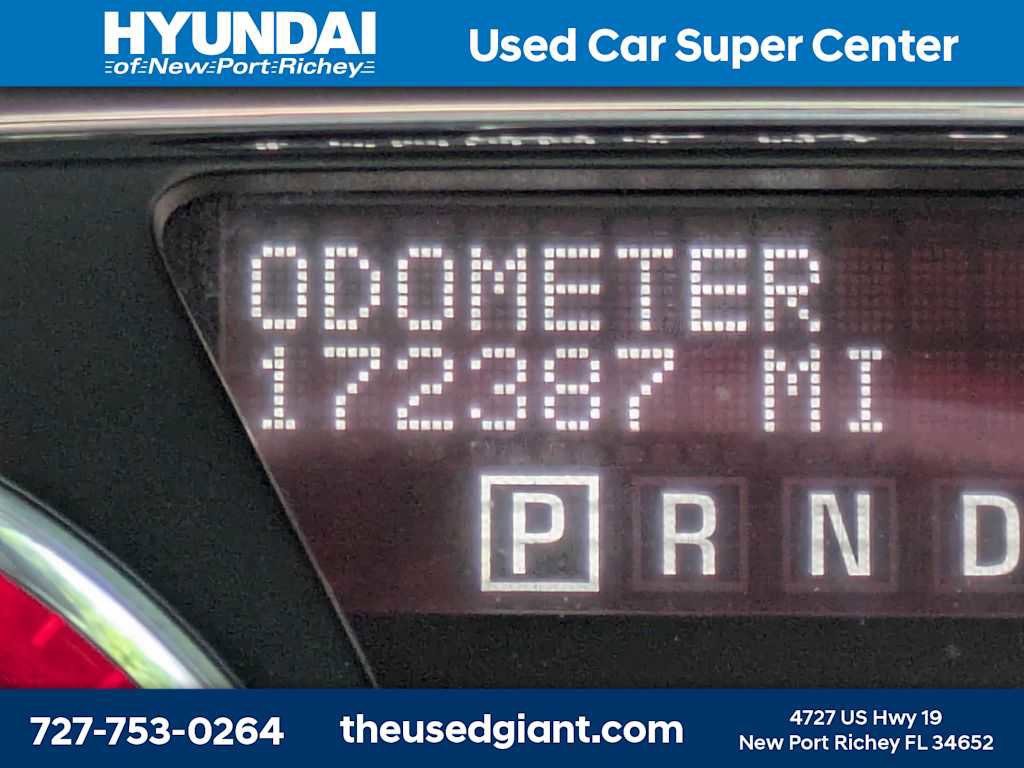 Used 2015 GMC Acadia SLT w/ Open Road Package image 41