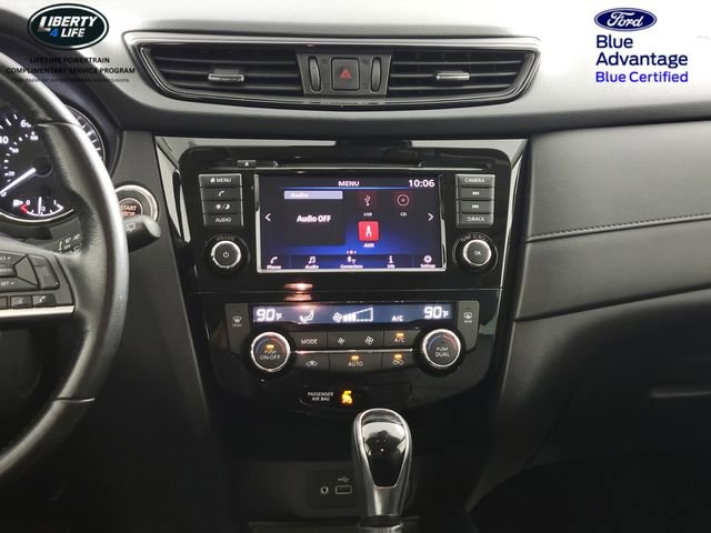 Used 2020 Nissan Rogue SV image 22