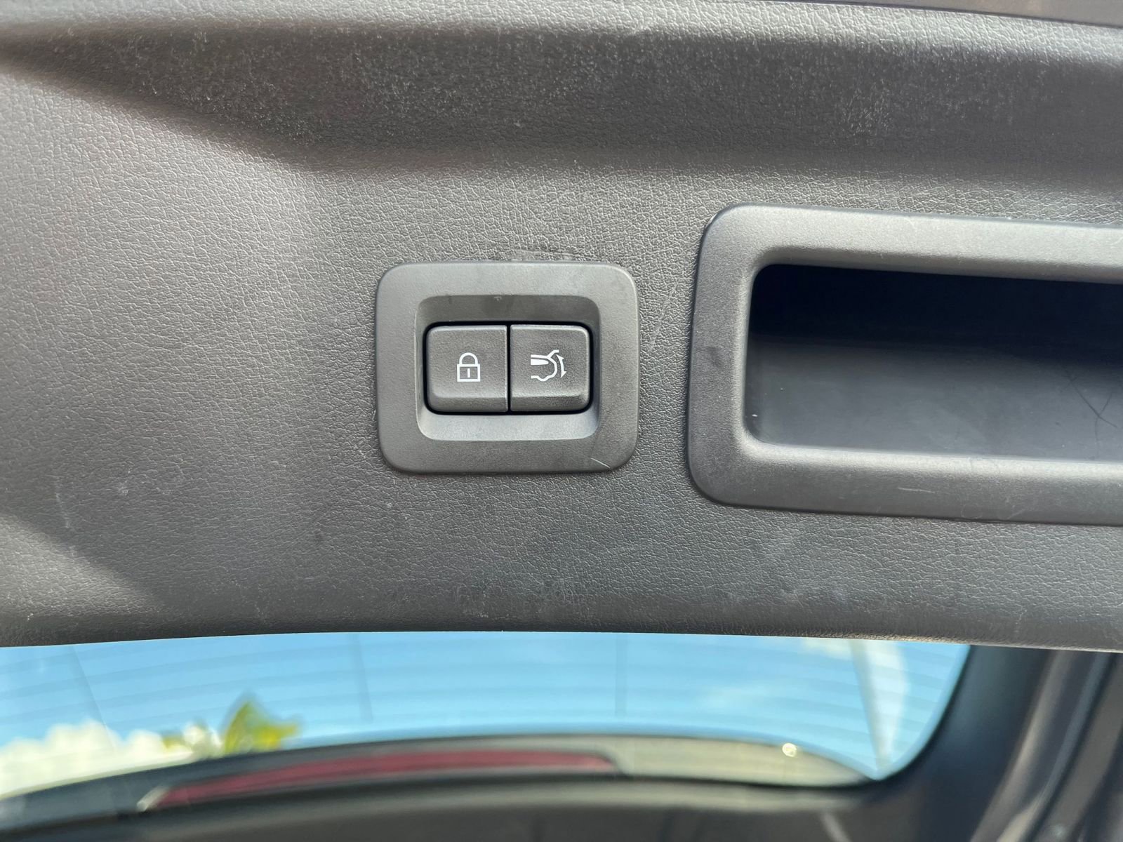 Used 2025 MAZDA CX-70 3.3 Turbo w/ Preferred Package image 22