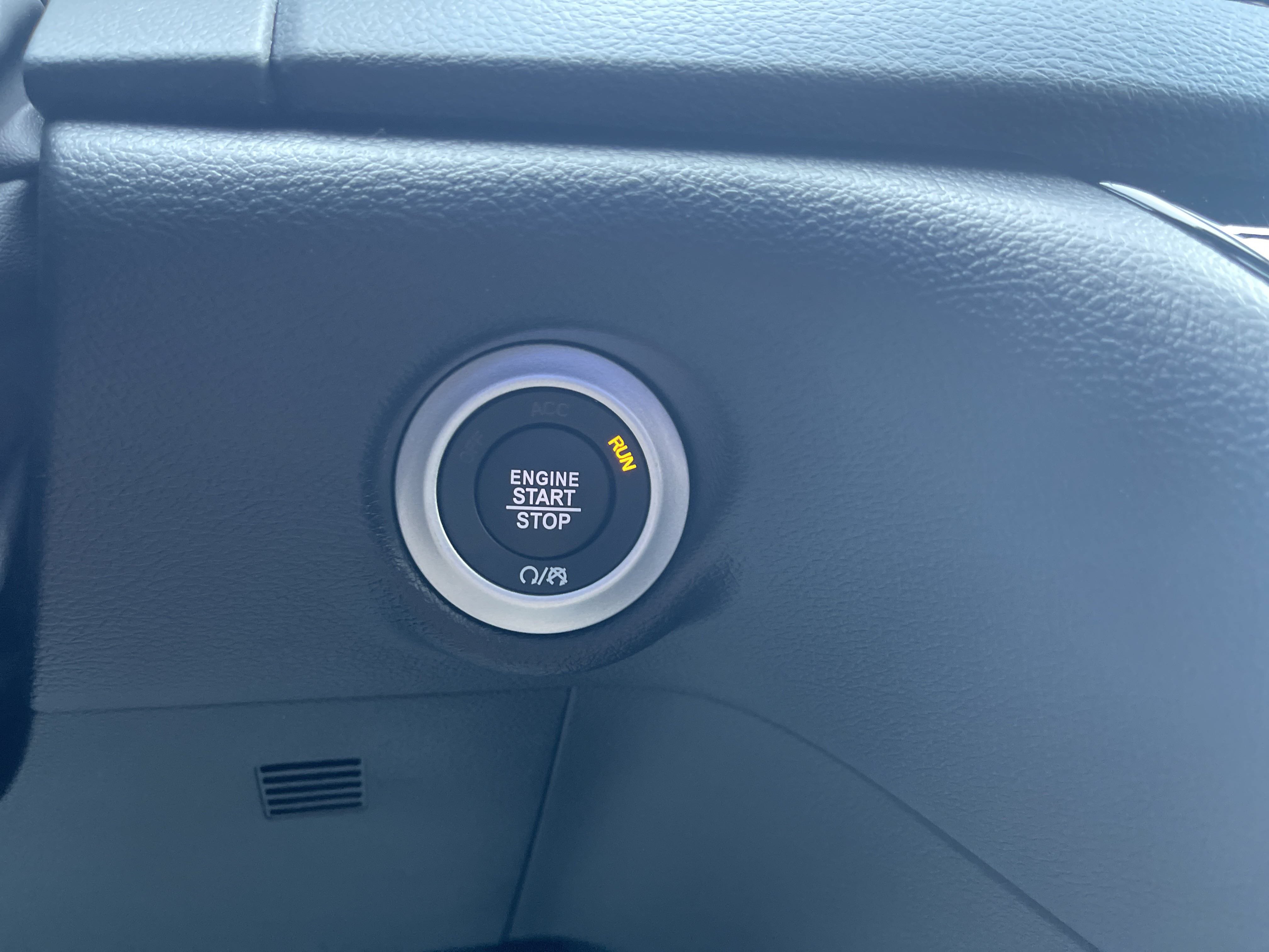 New 2026 Chrysler Voyager LX FWD image 24