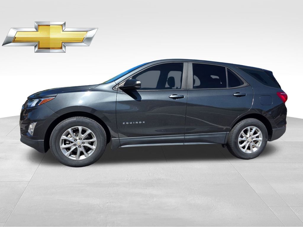 Used 2021 Chevrolet Equinox LS image 3