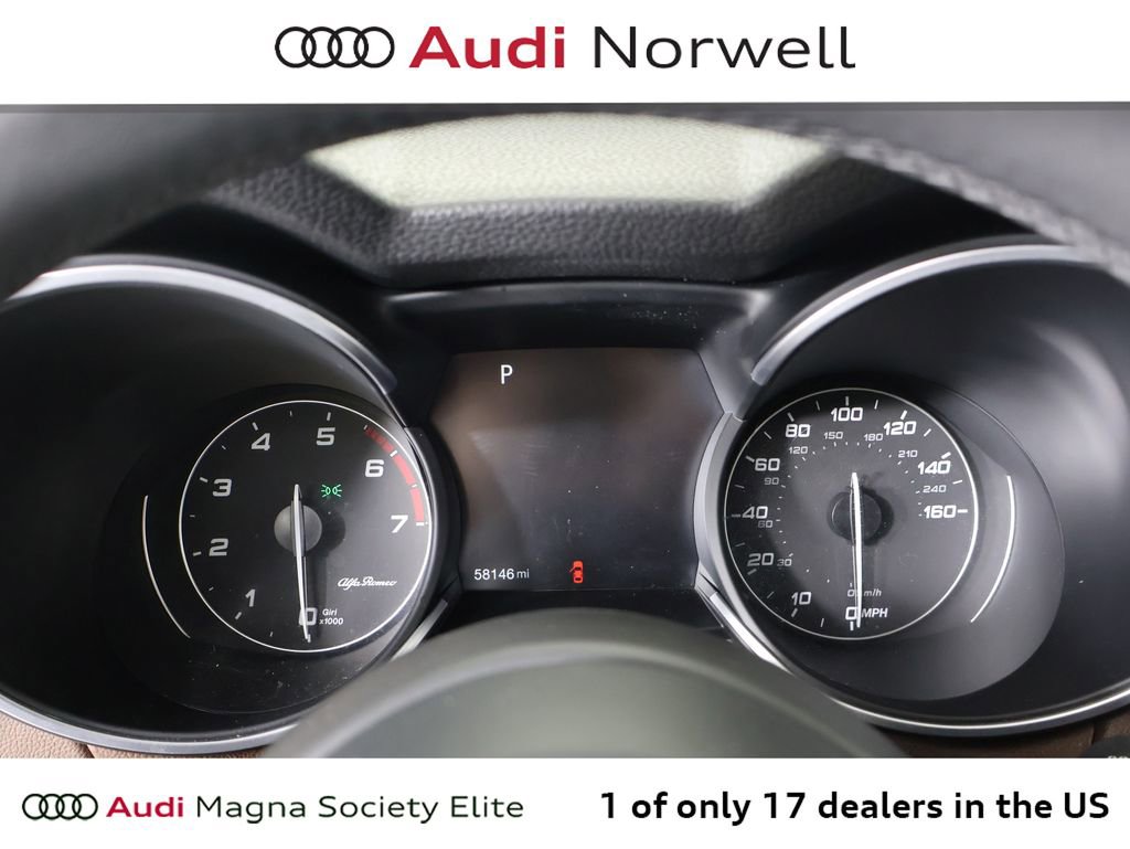 Used 2018 Alfa Romeo Stelvio Ti image 31