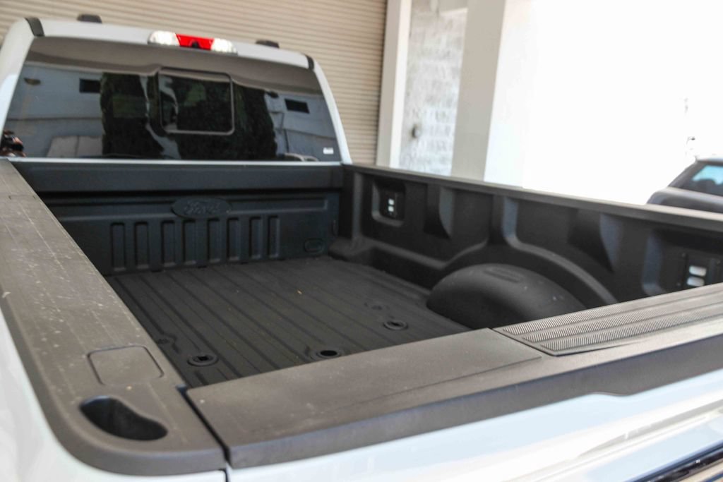 Used 2026 Ford F450 Platinum w/ FX4 Off-Road Package AWD/4WD image 27