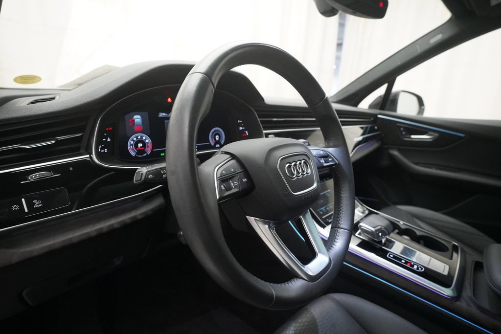 Used 2020 Audi Q7 3.0T Prestige w/ Prestige Package AWD/4WD image 8