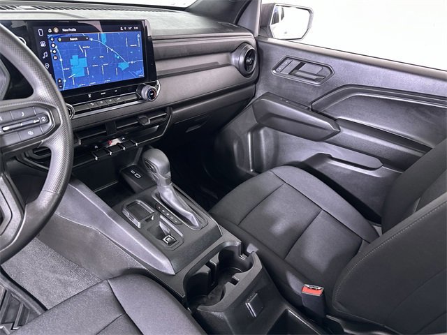 Used 2024 Chevrolet Colorado W/T image 36