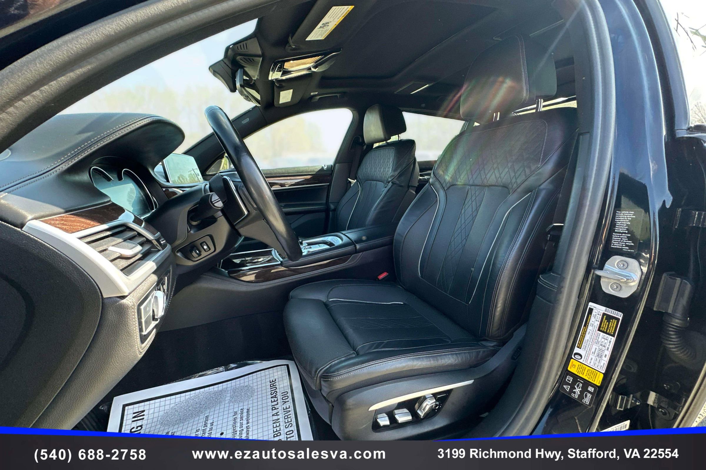 Used 2017 BMW 750i xDrive AWD/4WD image 19