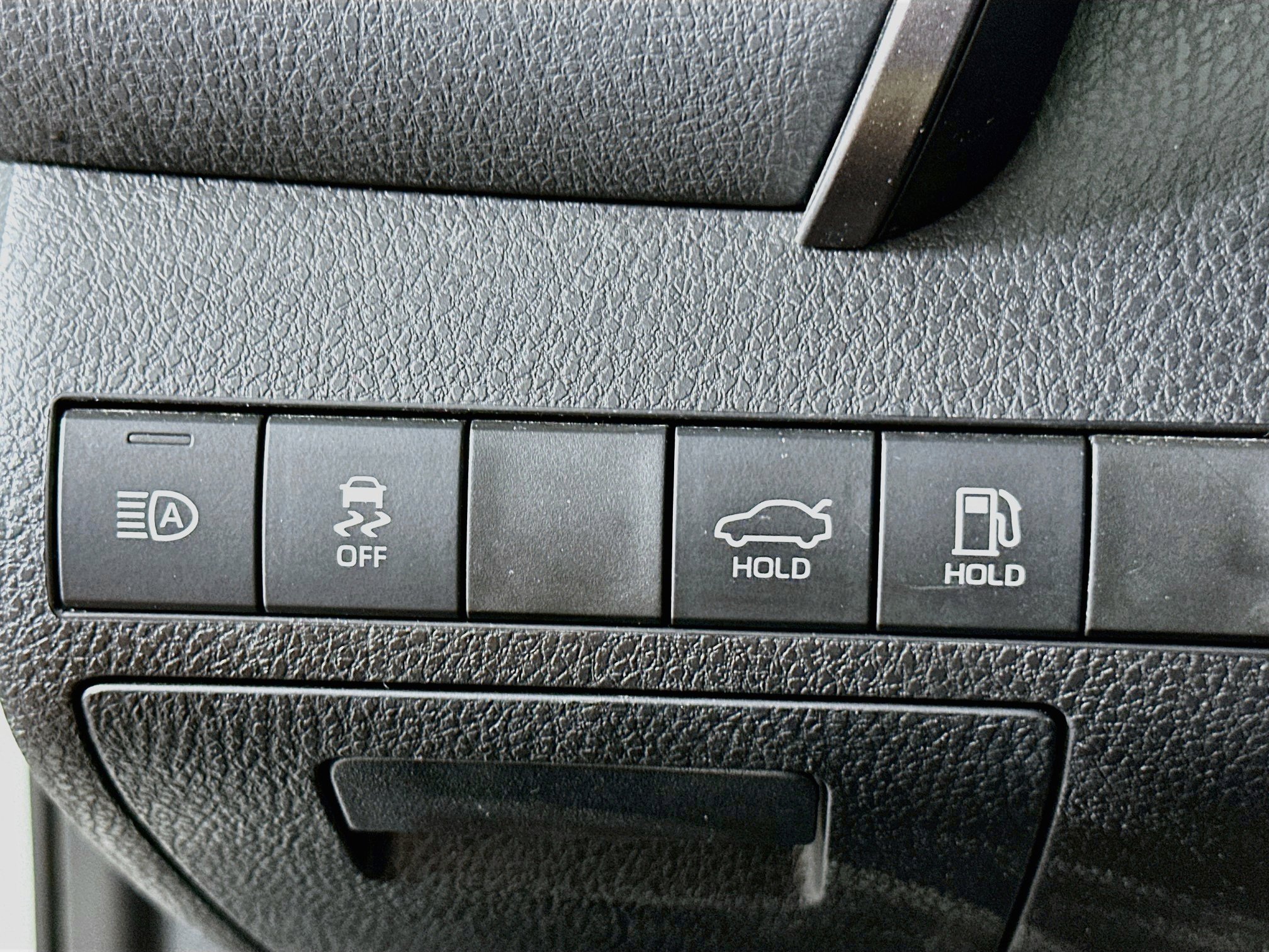 Used 2023 Toyota Camry SE FWD image 17