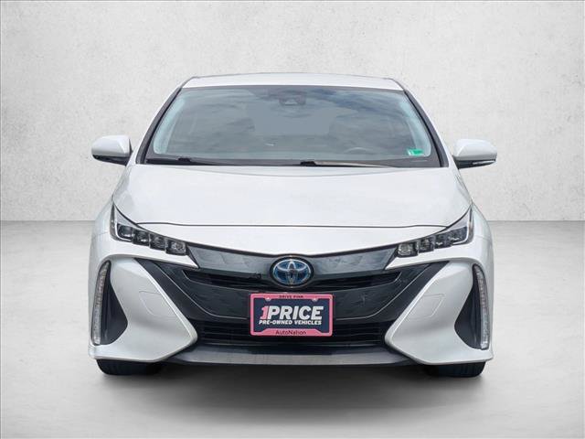 Used 2021 Toyota Prius Prime XLE FWD image 2