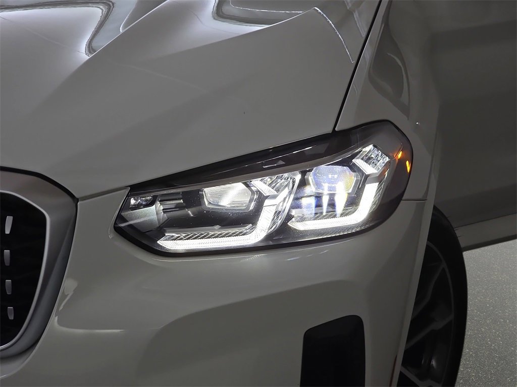 Used 2022 BMW X4 xDrive30i w/ M Sport Package 2 image 33