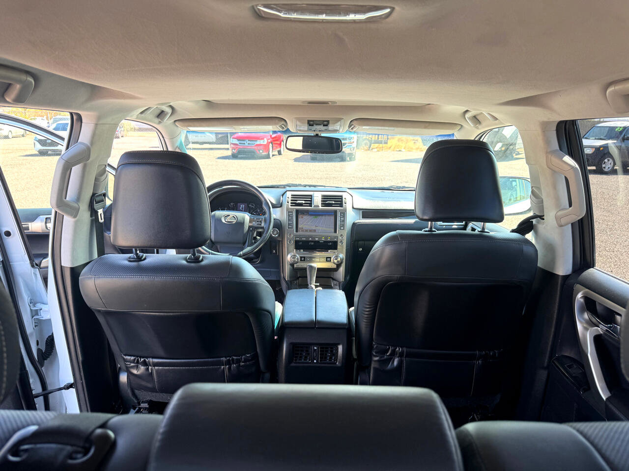 Used 2017 Lexus GX 460 image 29