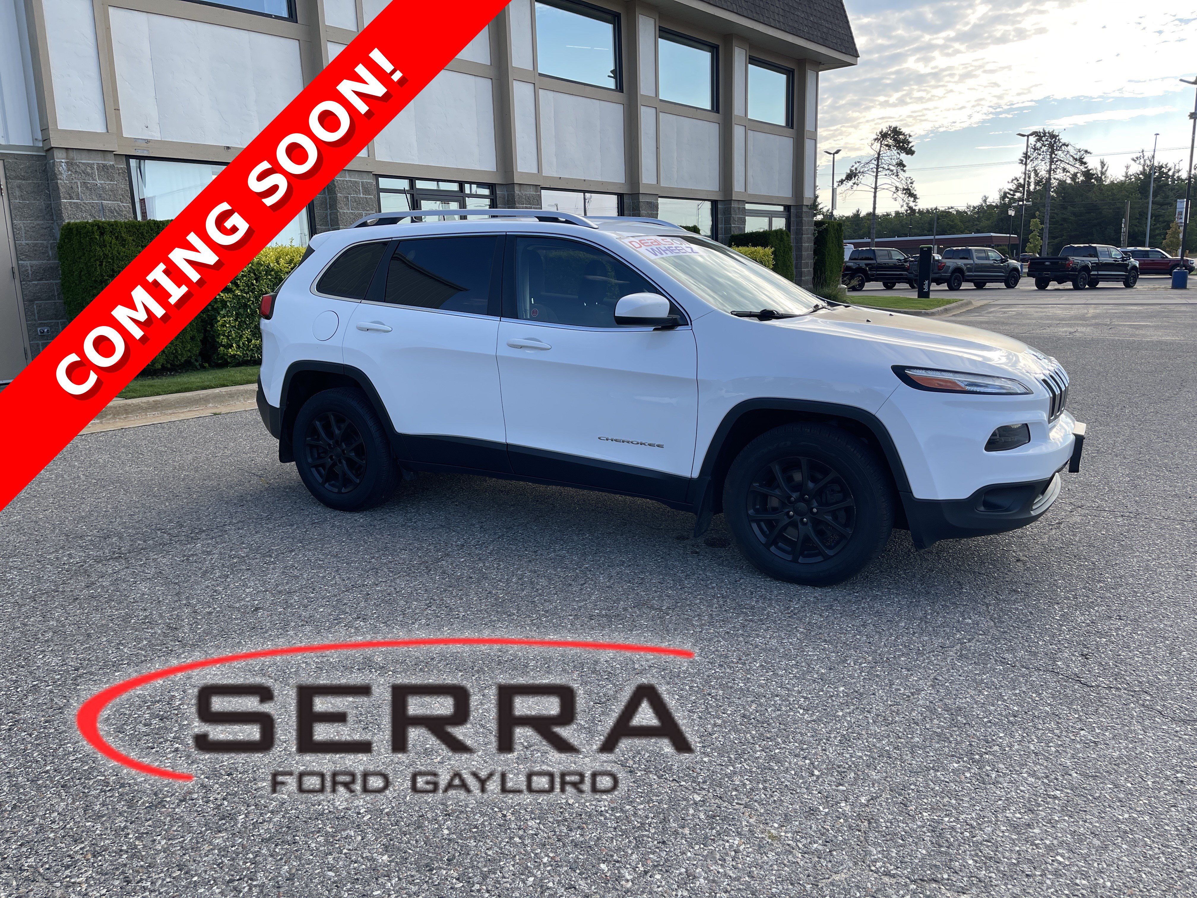 Used 2017 Jeep Cherokee Latitude w/ Cold Weather Group