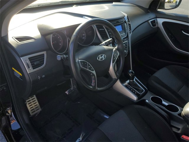 Used 2016 Hyundai Elantra GT w/ Option Group 02 image 9