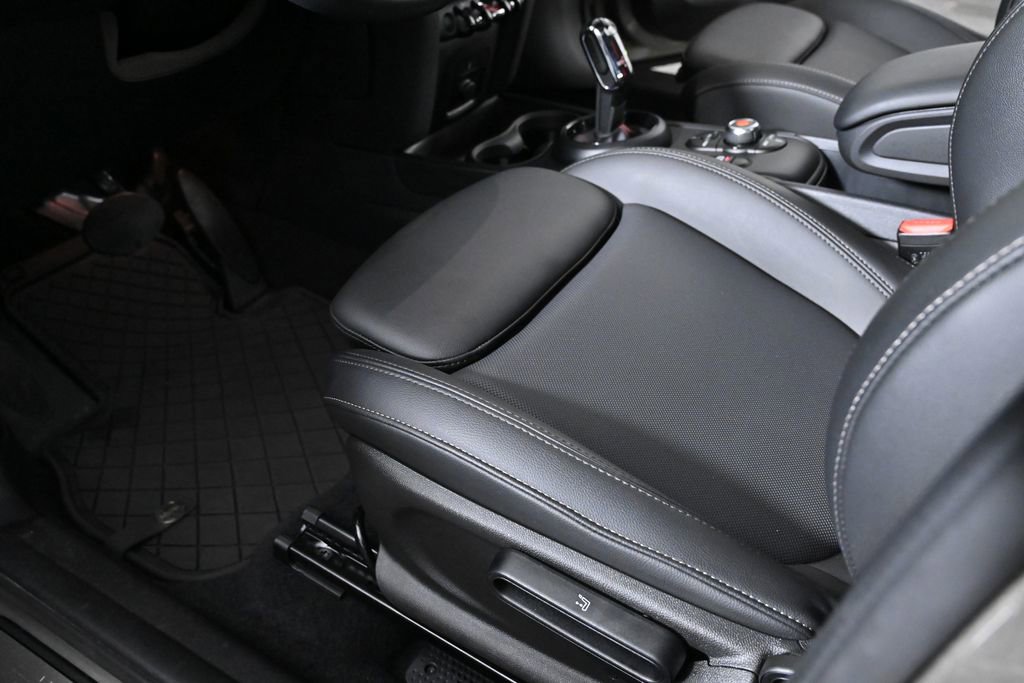 Used 2020 MINI Cooper Countryman S w/ Storage Package image 24