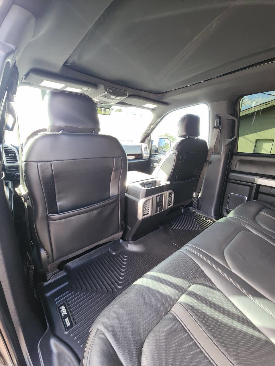 Used 2015 Ford F150 Platinum w/ Max Trailer Tow Package image 24
