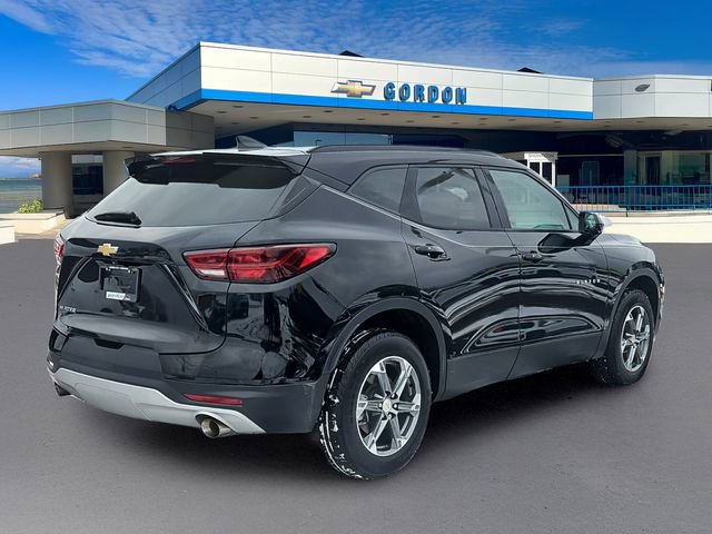 Used 2024 Chevrolet Blazer LT w/ Convenience Package image 8